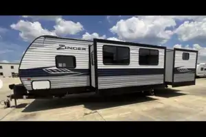 🏕️ 2020 CrossRoads Zinger ZR328SB – Your Spacious Home Away From Home!