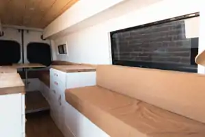 Felix's Mercedes-Benz Sprinter Class B