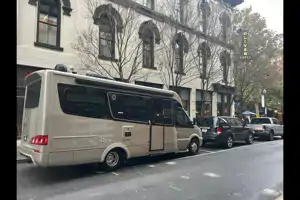 John's Leisure Travel Vans Unity Fx Class B