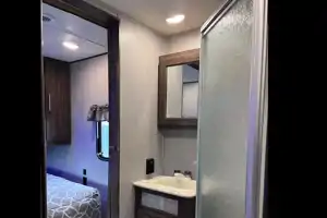 Crossroad Zinger 330bh  10personnes *Lits Superposés/bunk beds*  2 chambre fermé Marial RV