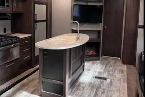 Crossroad Zinger 330bh  10personnes *Lits Superposés/bunk beds*  2 chambre fermé Marial RV