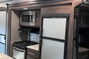Crossroad Zinger 330bh  10personnes *Lits Superposés/bunk beds*  2 chambre fermé Marial RV