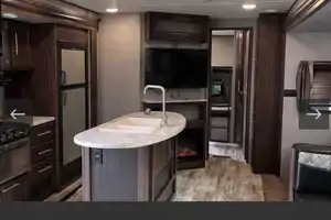 Crossroad Zinger 330bh  10personnes *Lits Superposés/bunk beds*  2 chambre fermé Marial RV