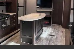 Crossroad Zinger 330bh  10personnes *Lits Superposés/bunk beds*  2 chambre fermé Marial RV