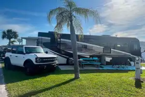 40' Winnebago Forza "The DreamCatcher"