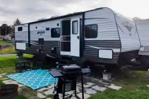 Riverside's 29' Avenger Adventure