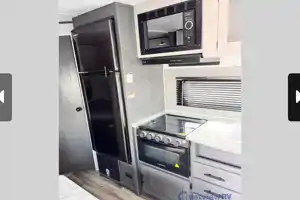 Brand new Dutchmen Colorado 2024 24 bhc Travel Trailer