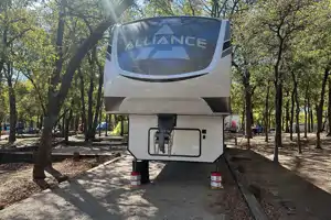 Dave's Alliance RV 390MP Fifth Wheel