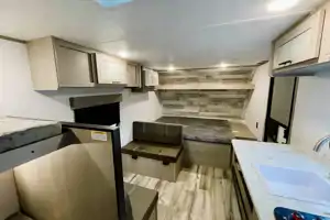 Light Easy Tow Coleman Travel Trailer Sleeps 5 - Perfect 4 Family Getaways "Rest Easy"