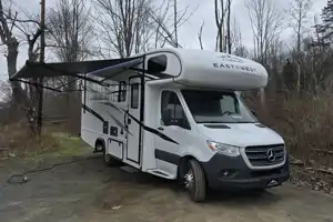 2023 EAST TO WEST Entrada M-Class 24FM