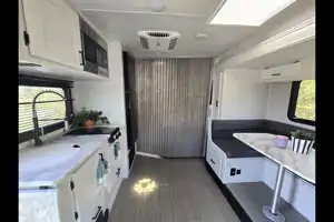 2023 EAST TO WEST Entrada M-Class 24FM