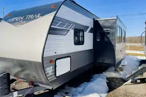 Brad's Aspen Trail 2850 BHS Travel Trailer