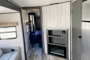 Brad's Aspen Trail 2850 BHS Travel Trailer