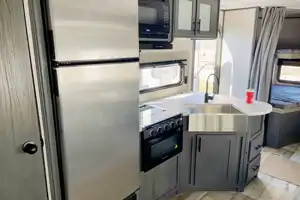 Brad's Aspen Trail 2850 BHS Travel Trailer