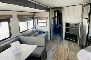 Brad's Aspen Trail 2850 BHS Travel Trailer