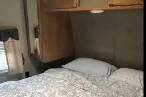 The Happy Glamper! - Sleeps 8-10! Keystone Springdale Travel Trailer