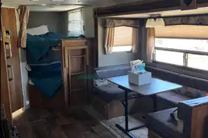 The Happy Glamper! - Sleeps 8-10! Keystone Springdale Travel Trailer