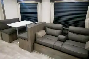 Jeremy's Shasta 26DB Travel Trailer