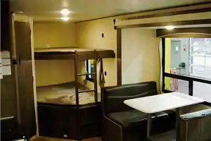 Jeremy's Shasta 26DB Travel Trailer