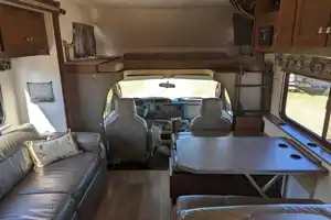 Alex's 2018 Sunseeker -sleeps up to 8- multilingual owners