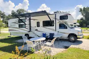 Alex's 2018 Sunseeker -sleeps up to 8- multilingual owners