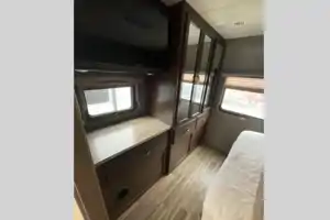 Enterprise- Thor Motor Coach 30.3 A.C.E Class A