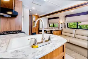 31' Family trailer - Sleeps 7 and Ready for Adventures!