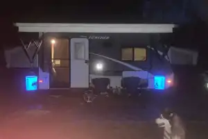 Patricia’s Jayco JayFeather Hybrid