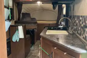 Patricia’s Jayco JayFeather Hybrid