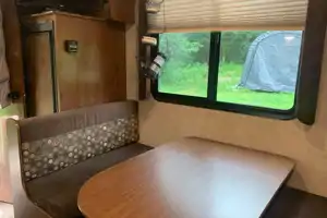 Patricia’s Jayco JayFeather Hybrid