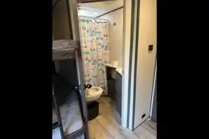 Western KY CamperRentals- 34ft bunk and private queen with 2bath