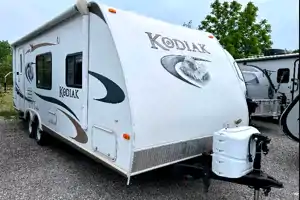 Kodiak Wanderer - Compact Travel Trailer Retreat