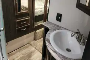 2019 Shasta Bunkhouse w/ fireplace