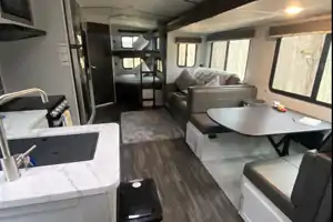 Nomadic Nature Rentals w luxury amenities (OG)