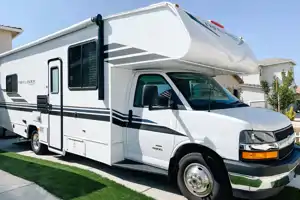 FLASH SALE 2021 CLASS C RV