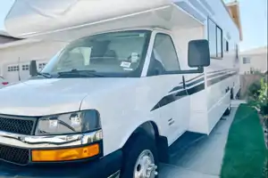 FLASH SALE 2021 CLASS C RV