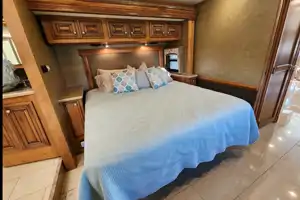 🏕️ Glampin’ in Style – Your Home on Wheels! | 2014 Thor Tuscany 40ft Diesel Class A