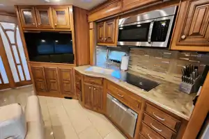 🏕️ Glampin’ in Style – Your Home on Wheels! | 2014 Thor Tuscany 40ft Diesel Class A