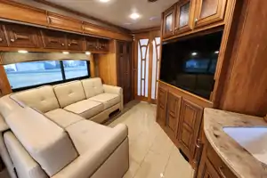 🏕️ Glampin’ in Style – Your Home on Wheels! | 2014 Thor Tuscany 40ft Diesel Class A