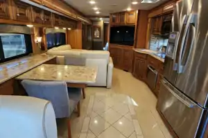 🏕️ Glampin’ in Style – Your Home on Wheels! | 2014 Thor Tuscany 40ft Diesel Class A