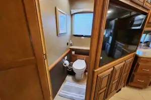 🏕️ Glampin’ in Style – Your Home on Wheels! | 2014 Thor Tuscany 40ft Diesel Class A