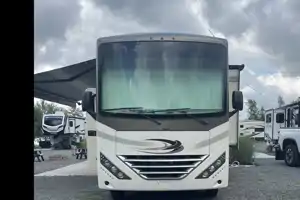 Thor Motor Coach Hurricane Class A