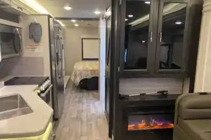 Adventure awaits you in this beautiful Jayco RV
