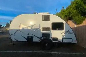 2021 Braxton Creek Free Solo Din Travel Trailer