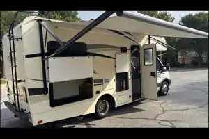 Lionel's Coachmen Freelander Micro 20CB Class C