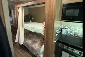 PARADISE ON WHEELS