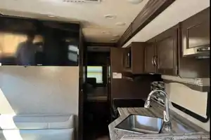 Shaya's Thor Motor Coach Ace 29.3 Class A