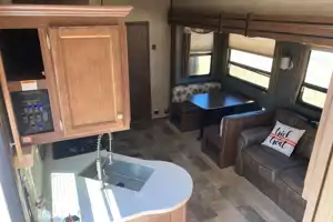 Keystone Sprinter Bunkhouse Gooseneck 5th Wheel