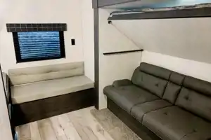 Family Friendly Separate room for the kids! 