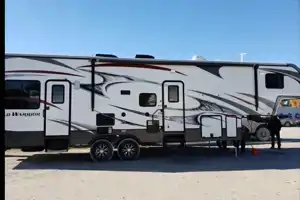 Heartland Road Warrior 30c Toy Hauler